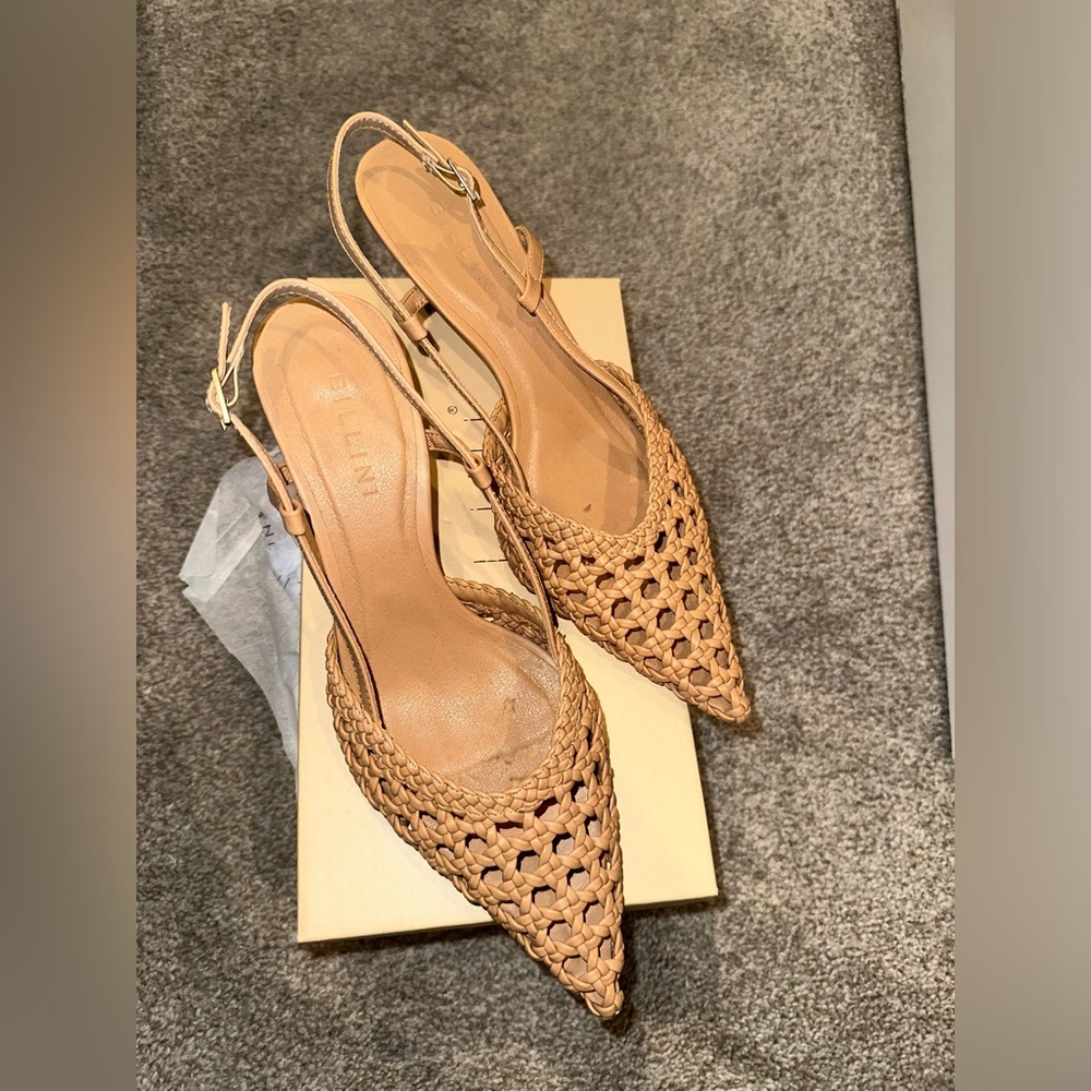 Sling back pumps